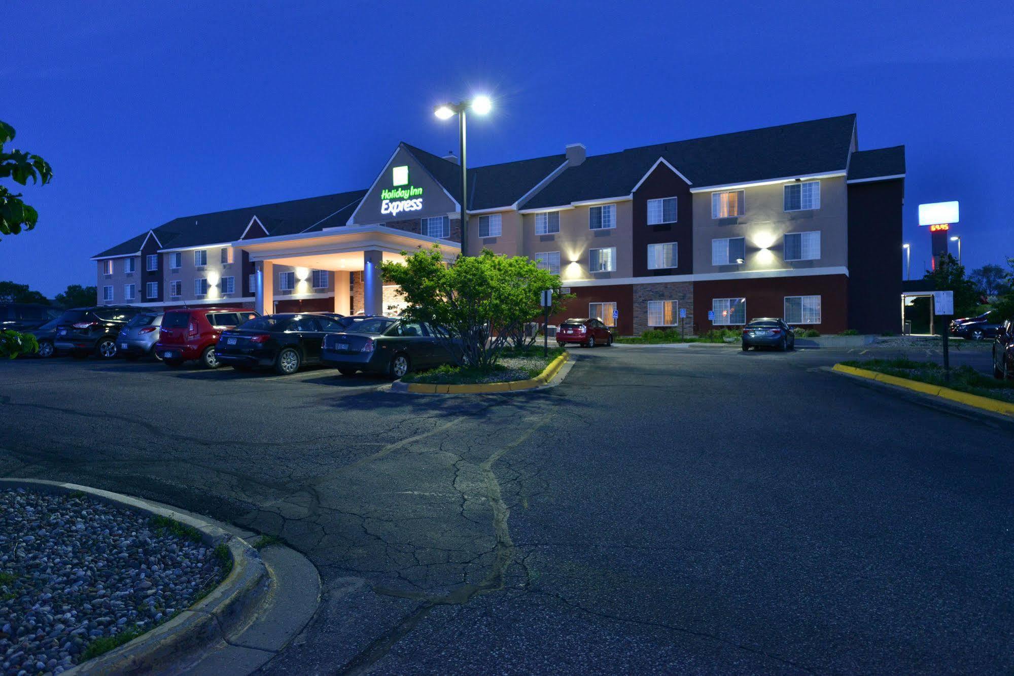 Holiday Inn Express St. Paul South - Inver Grove Heights, An Ihg Hotel Bagian luar foto